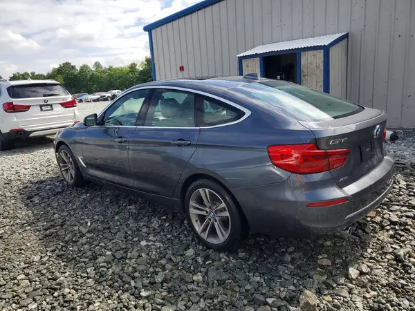 WBA8Z9C52KB220698 2019 BMW 3ER - Image 2