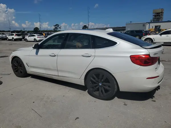 WBA8Z9C54HG453235 2017 BMW 3ER - Image 2