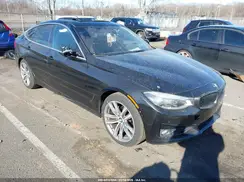 WBA8Z9C54JG828014 2018 BMW 3ER