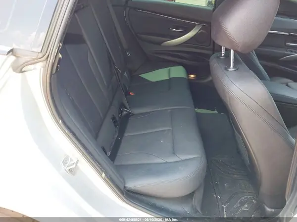 WBA8Z9C54JG828210 2018 BMW 3ER - Image 8