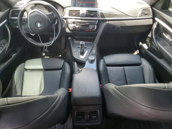 WBA8Z9C55JB220368 2018 BMW 3ER - Image 8