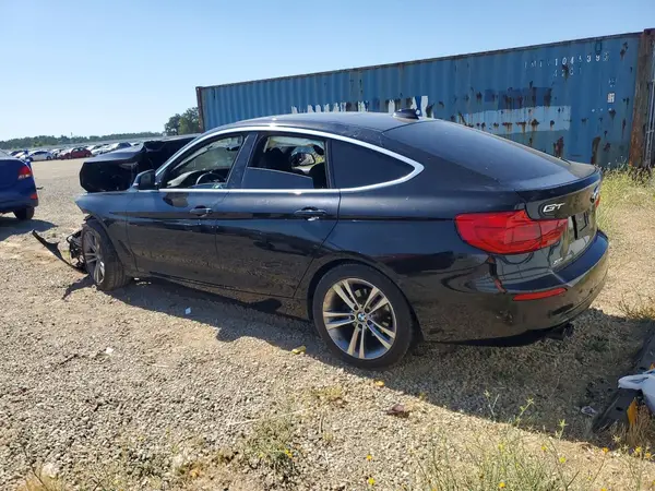 WBA8Z9C55KB220744 2019 BMW 3ER - Image 2