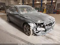 WBA8Z9C56HG453009 2017 BMW 3ER