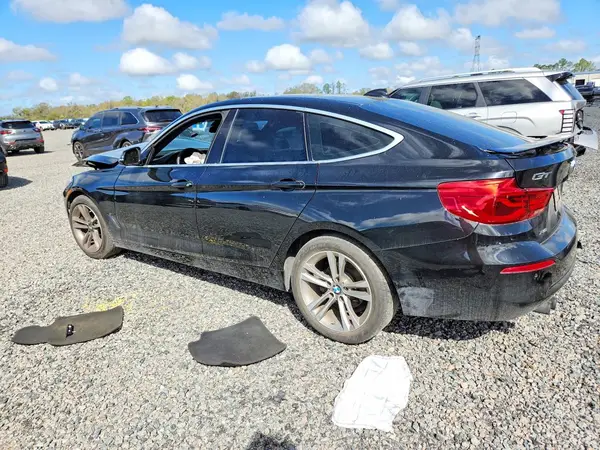 WBA8Z9C57JB219819 2018 BMW 3ER - Image 2