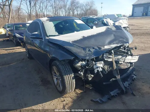 WBA8Z9C58JG827772 2018 BMW 3ER - Image 1