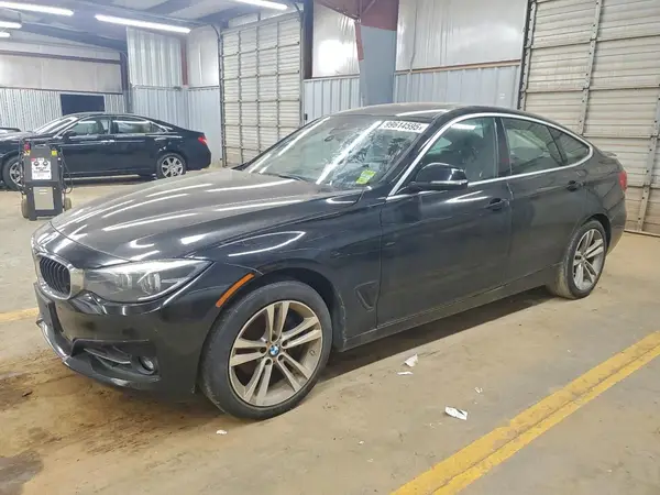 WBA8Z9C5XJB219703 2018 BMW 3ER - Image 1
