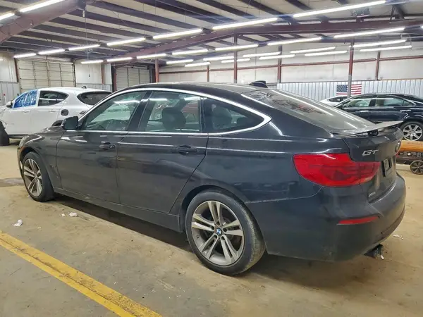 WBA8Z9C5XJB219703 2018 BMW 3ER - Image 2