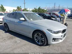 WBA8Z9C5XJG828566 2018 BMW 3ER