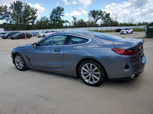 WBAAE2C03LCE09562 2020 BMW 8ER - Image 2