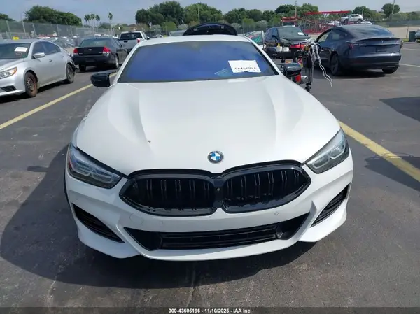 2023 BMW 8 Series auction photo 6
