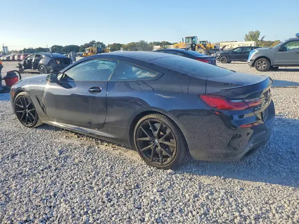 WBABC4C07RCR56331 2024 BMW M8 - Image 2