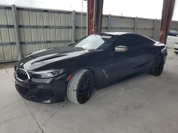 WBABC4C0XMCG35539 2021 BMW M8 - Image 1