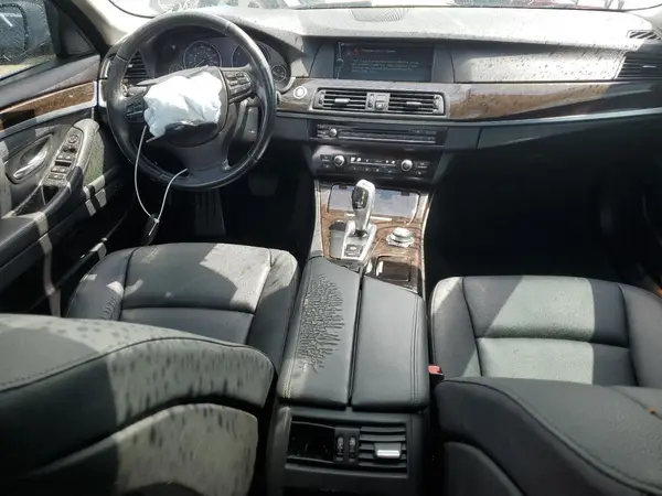 WBAFR1C55BC739683 2019 BMW 5ER - Image 8
