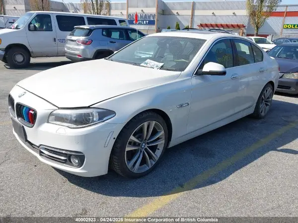 WBAFV3C5XGD687749 2016 BMW 5ER - Image 2