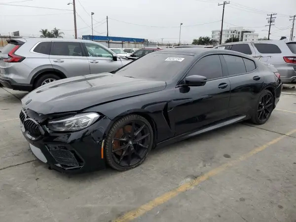 WBAGV2C01NCH22588 2022 BMW 8ER
