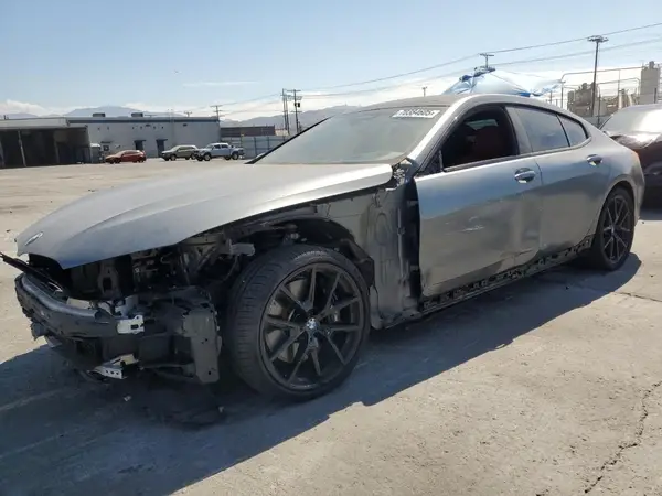WBAGV2C05NCJ40779 2022 BMW 8ER