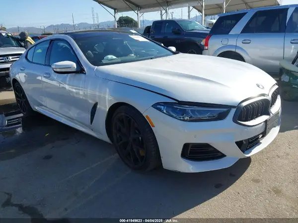 WBAGV2C06RCR88952 2024 BMW 8ER - Image 1
