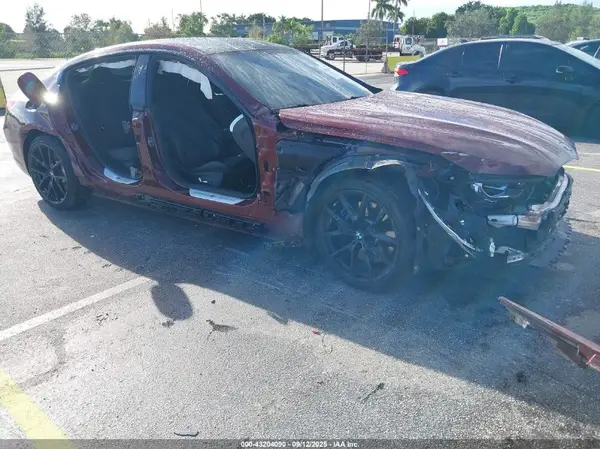 WBAGV2C09NCJ32670 2022 BMW 8ER
