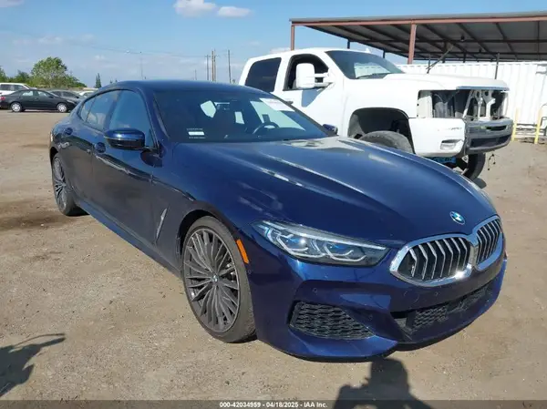 WBAGV4C00NCH14297 2022 BMW 8ER - Image 1