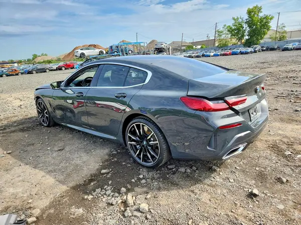 WBAGV8C00RCN84979 2024 BMW M8 - Image 2