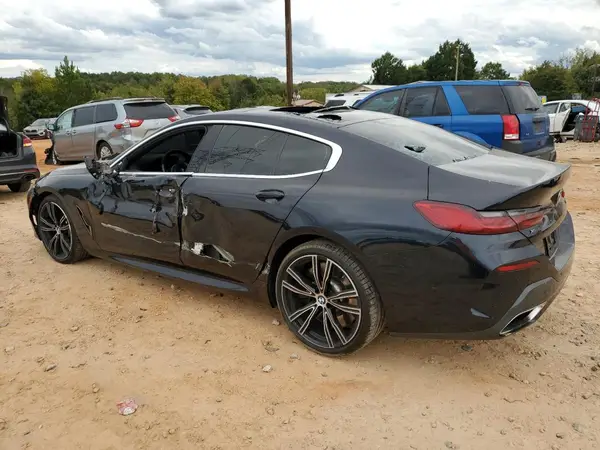 WBAGV8C01NCH51236 2022 BMW 8ER - Image 2