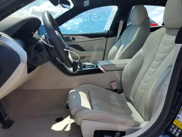 2024 BMW M8 auction photo 7