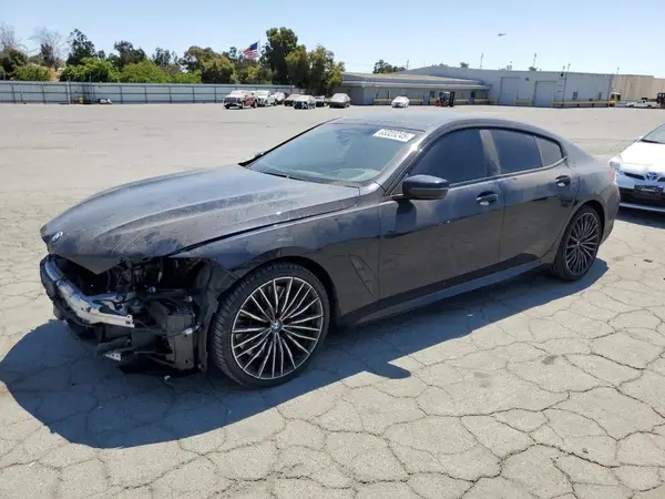 WBAGV8C06NCJ92778 2022 BMW 8ER
