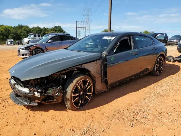 WBAGV8C06SCU35470 2025 BMW 8ER