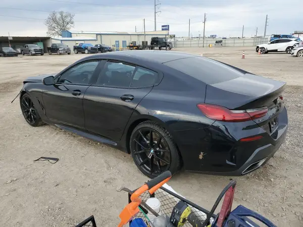 WBAGV8C07MCF06391 2021 BMW M8 - Image 2