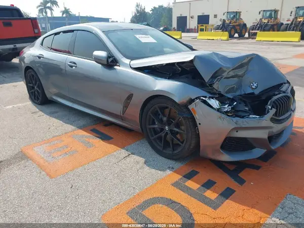 WBAGV8C07NCH98156 2022 BMW 8ER