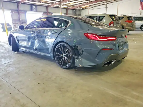 WBAGV8C09LCE51327 2020 BMW M8 - Image 2