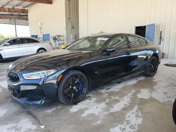 WBAGV8C09NCJ65896 2022 BMW M8