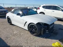 WBAHF3C00NWX80758 2022 BMW Z4