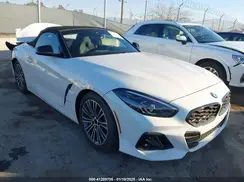 WBAHF3C00PWY17214 2023 BMW Z4
