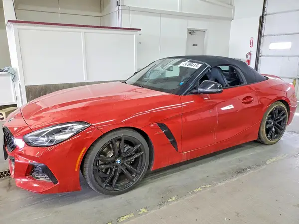 WBAHF3C01MWX36122 2021 BMW Z4