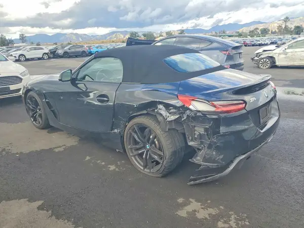 WBAHF3C01NWX43475 2022 BMW Z4 - Image 2