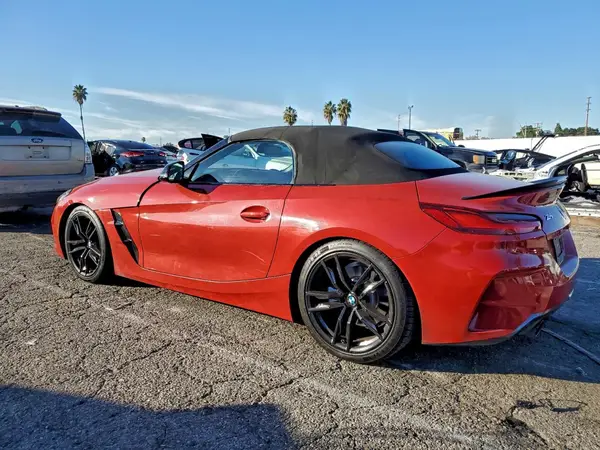 WBAHF3C02NWX47275 2022 BMW Z4 - Image 2