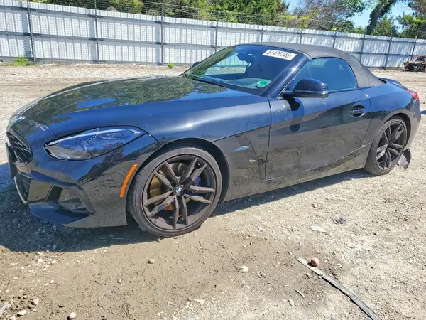 WBAHF3C02PWY16467 2023 BMW Z4