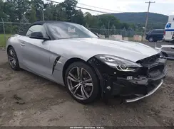 WBAHF3C03MWX30936 2021 BMW Z4