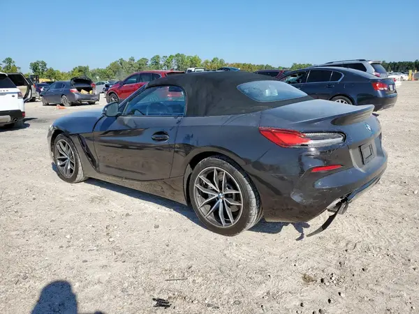 WBAHF3C03NWX39721 2022 BMW Z4 - Image 2