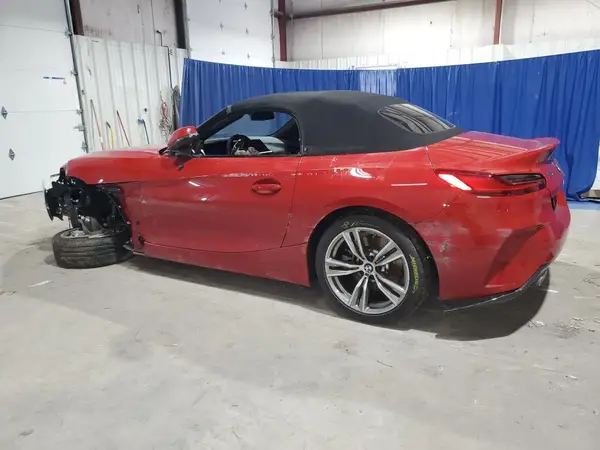WBAHF3C04TWY49707 2026 BMW Z4 - Image 2