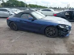 WBAHF3C05MWX11773 2021 BMW Z4