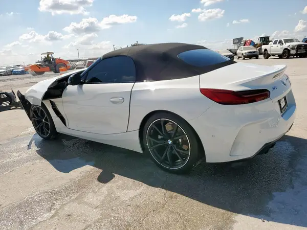 WBAHF3C05PWY11943 2023 BMW Z4 - Image 2