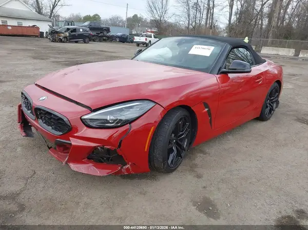 WBAHF3C05RWY33458 2024 BMW Z4 - Image 2