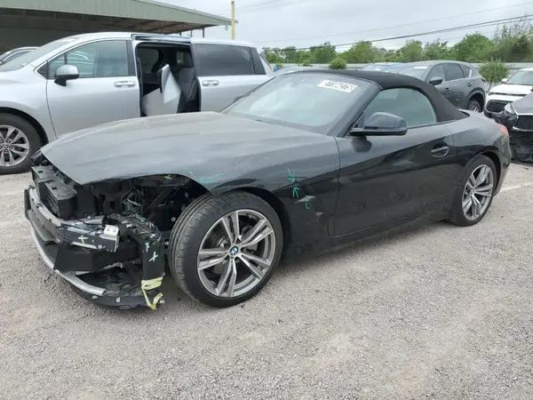 WBAHF3C05SWY40884 2025 BMW Z4 - Image 1
