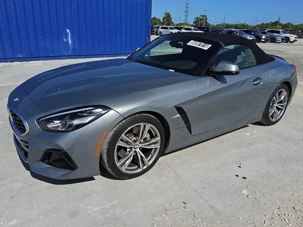 WBAHF3C08SWY40779 2025 BMW Z4 - Image 1
