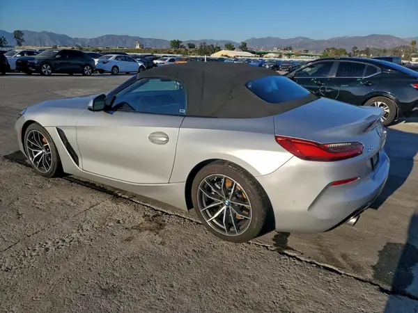 WBAHF3C09MWX18791 2021 BMW Z4 - Image 2
