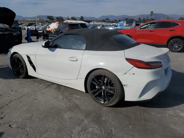 WBAHF3C52KWW42632 2019 BMW Z4 - Image 2