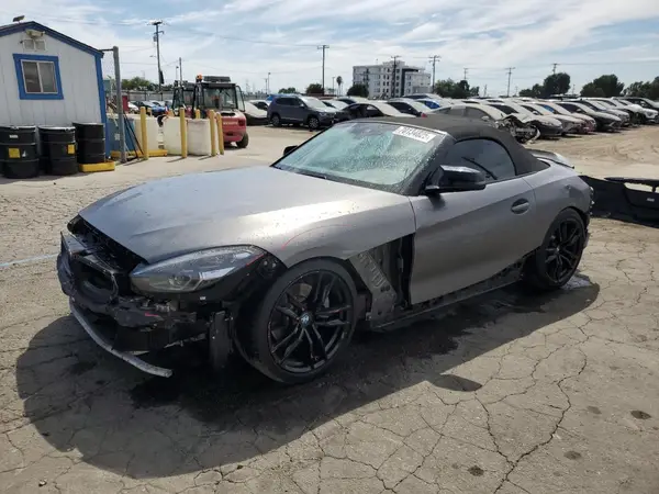 WBAHF3C54KWW47220 2019 BMW Z4