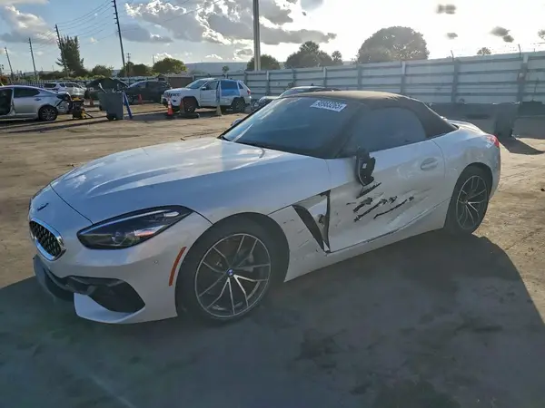 WBAHF3C55KWW41703 2019 BMW Z4